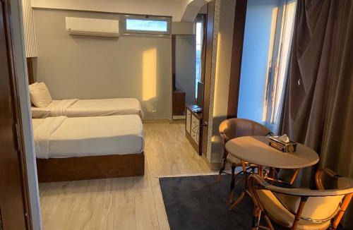 Al Haram Hotel | Queen Cleopatra Pyramids view