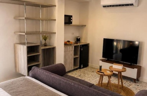 Taqseem Laselky Apartment | Relax, Recharge & Enjoy at 77 by Spacey 114
