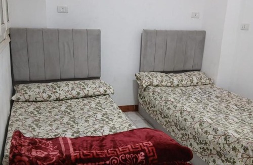 Ar-Raml 1 House | Room in Victoria qebli girls only
