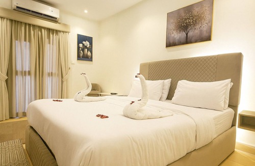 Al Haram House | Seven Pyramids Inn
