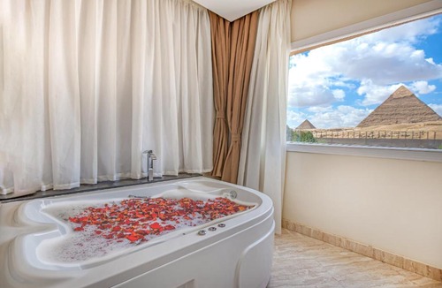 Al Haram Hotel | Soul Pyramids View