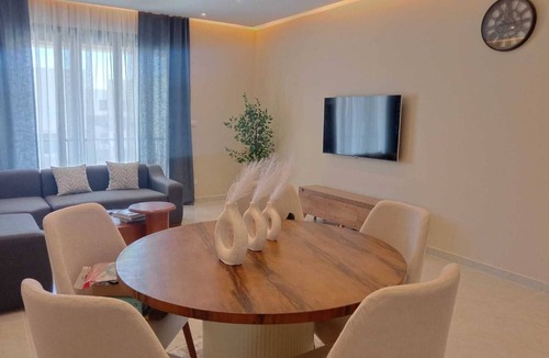 Badr Apartment | Spacious 3-bedroom apartment in tranquil Cairo with AC