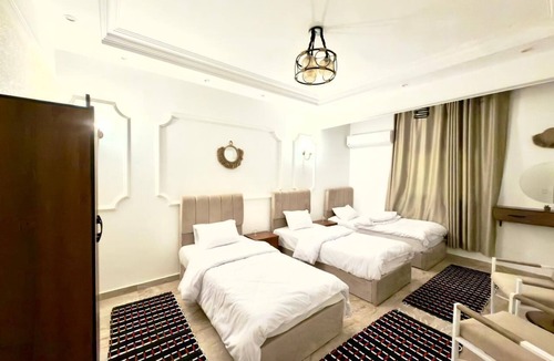 Al Haram Apartment | Spacious 4-bedroom apartment in awesome Giza Governorate with AC