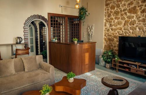 Ash-Sharq Hostel | StaBene Hostel