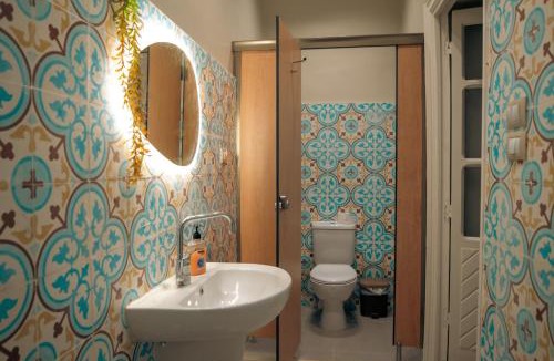 Ash-Sharq Hostel | StaBene Hostel