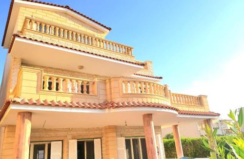 Marina El Alamein House | Stunning 5-Bedroom Villa with Breathtaking Sea Views & Roof Penthouse at Badr resort North Coast El Alamein ! الساحل الشمالي