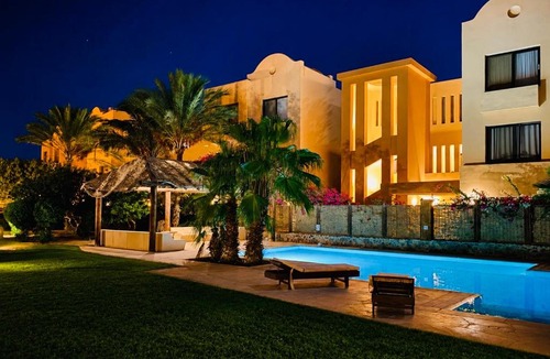 El Gouna Apartment | Stylish Townhouse, Pool, Rooftop, South Marina El Gouna