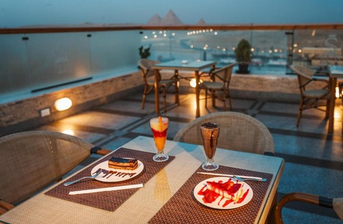 Pyramids Gardens Hotel | Sultan Pyramids View INN