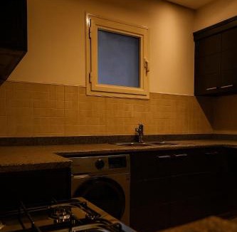 Al-Khalifa Apartment | Sunny Hills 4 - Modern & Elegant Retreat