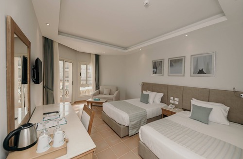 Al Mamsha El Seyahi Resort | SUNRISE Aqua Joy Resort - All inclusive