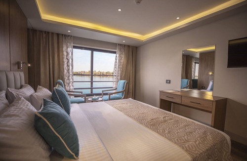 Nile River Luxor Boat Rental | SUNRISE Semiramis II Cruise
