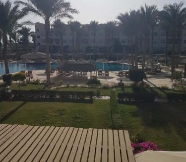 Sahl Hasheeh Apartment | Sunset Barrel