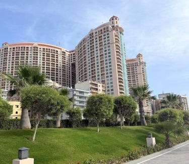 San Stifano Apartment | T9-9-4Luxury Apartment at San Stefano Four Seasons