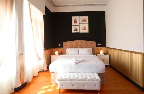 Qasr an-Nil Hotel | Tahrir Plaza Suites - Museum View