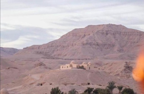 Luxor Villa | The desert house