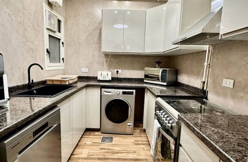 Heliopolis Apartment | The Helio Estate Suite