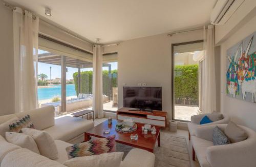 El Gouna Villa | The Lake View Villa 4BR at Tawila El Gouna