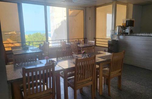 Corniche Road-Dahar Hotel | The Moon Beach Hurghada