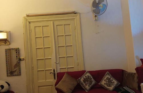 Abdin House | THrir square in downtown oLd cairo the capital city of the EGYPT King sweet and private bathroom and allows everything's u needed in downtown besaid auc University of Egypt STEL stELFALAki wonde location of th capil of Egy besa Greece cumps 14kilo airport
