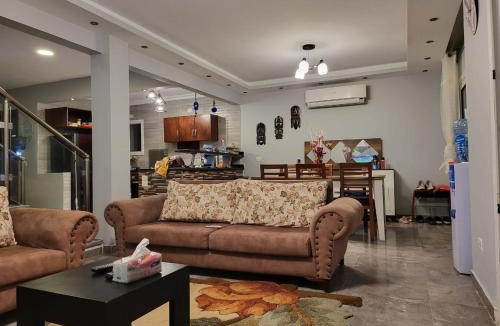 Zawiyat 'Abd al Mun'im Apartment | Town house Raselhakma north coast egypt
