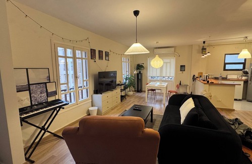 Al Rehab Apartment | Tranquil 1-bedroom apartment with AC in vibrant El Rehab