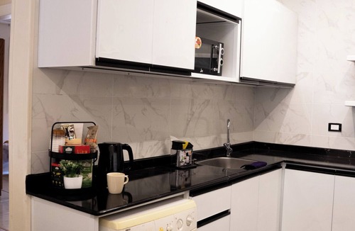 New Cairo Apartment | Tremendous 3-bedroom apartment with AC & Fast Wi-Fi in New Cairo City