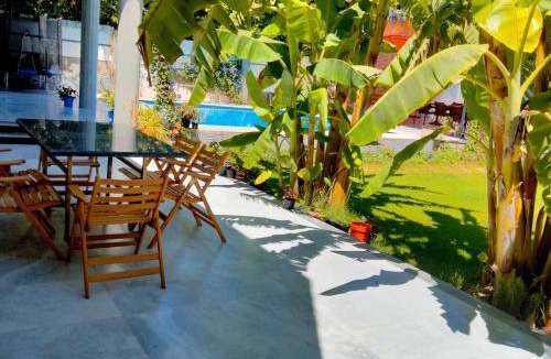 Al-'Amriyah Villa | Two pools villa for families