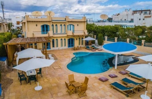 El Hadaba Villa | Unique location with private pool and beach access