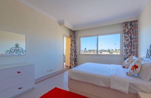 Soma Bay Apartment | VESTA - Luxury APT - 2BR - Golf (III)