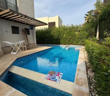 Sheikh Zayed City Villa | Villa with private pool and garden