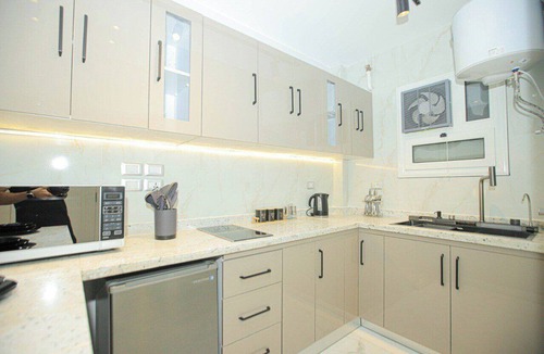 Gezira Apartment | Zamalek Romantic Nile Suite