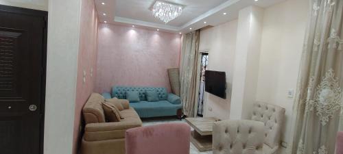 شقة سكنية فاخرة في 6 اكتوبر - للعائلات فقط in 6th Of October