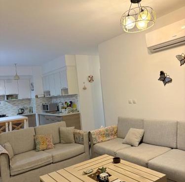 2 bedrooms for rent in marassi in Banī Ghālib