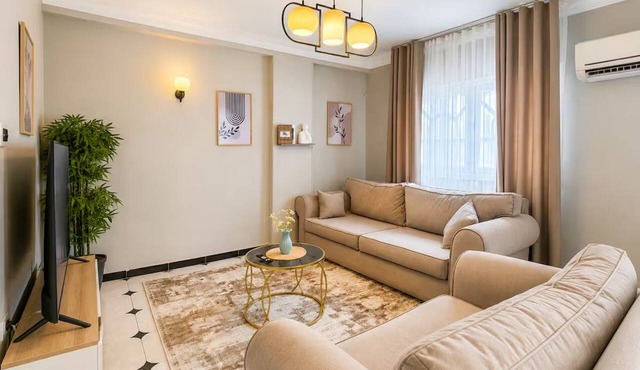 2BRs Airport Boho Apartment in Cairo Governorate