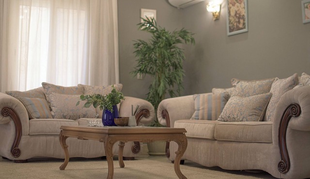 3-bedroom apartment in fantastic Cairo Governorate with AC in Cairo Governorate