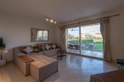3BDR chalet with private garden l Einbay Ain Sokhna