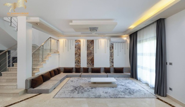 5-bedroom villa with garden in bel air beverly hills-sheikh zayed