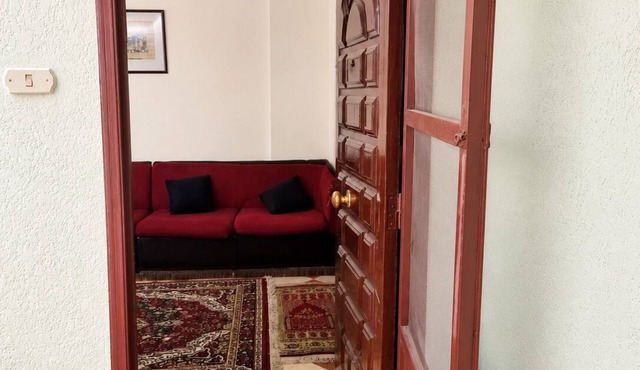5 mn from pyramids, quiet area, pets welcome