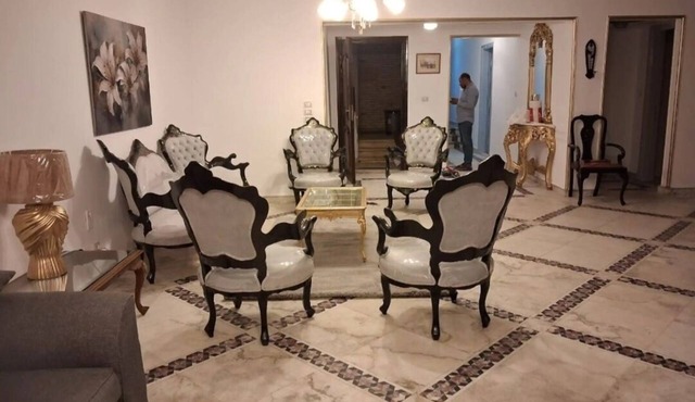 Abbass elakkad Spacious apartment in the heart of the city