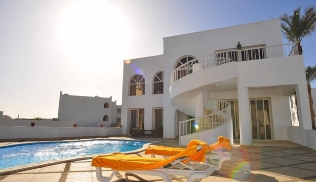 Amazing 4 Bedroom Villa
