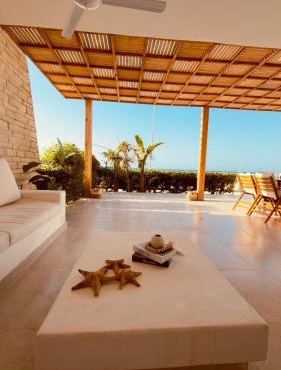 Baghoush Sidi Heneish Top-Notch 4BR Chalet Sea Front