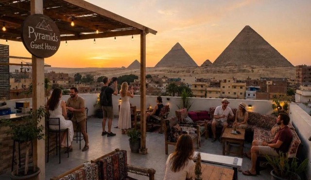 Black pyramids view inn
