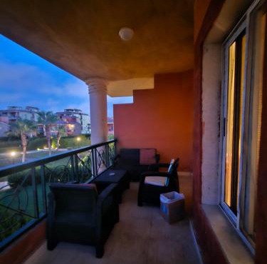 Blumar North Coast - Sidi Abdelrahman - Appartment on seafront - شاليه دورين علي البحر في قرية بلومار سيدي عبدالرحمن in El Alamein