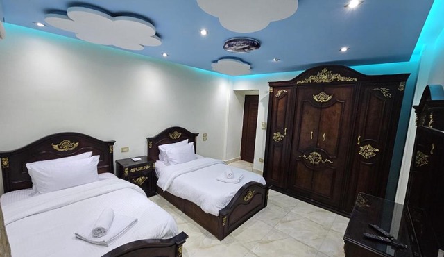 Brand-New Specious Guest House in Sheraton Almatar-4 min from Cairo Airport in Cairo