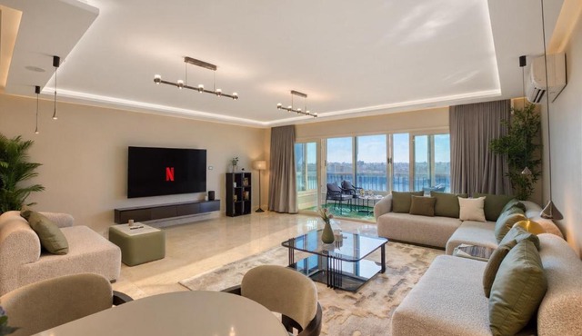 Cairo Homes Stylish 2BR Nile View Apartment in Cairo