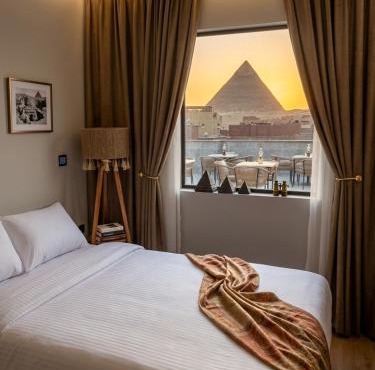 Calm Pyramids View Villa