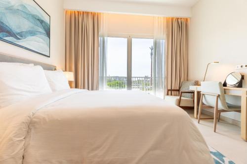 Cozy 2BR Retreat at Vida Marina Marassi