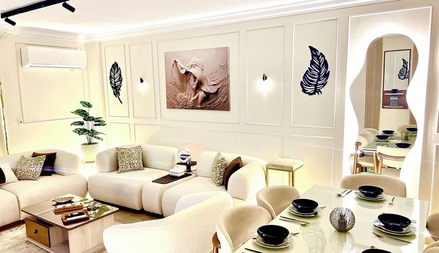 DoUu Stay 2, Luxury 3BR, Modern Design Homes Zayed