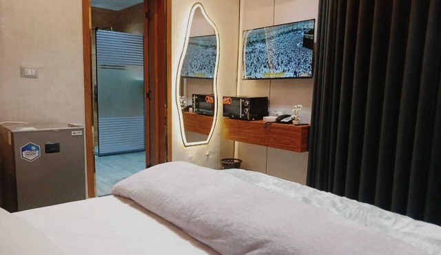 Elmandara Residence