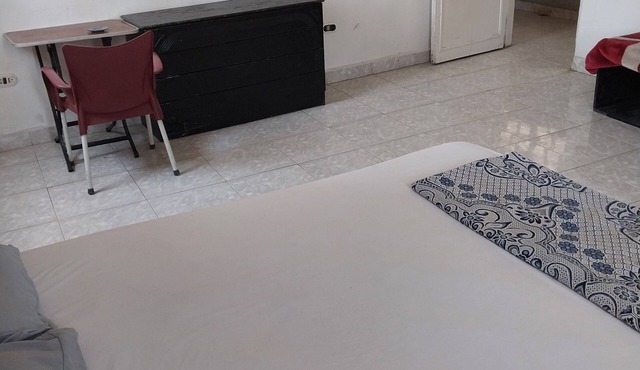 Female only Superb 6-bedroom apartment in Cairo Governorate with WiFi, AC
